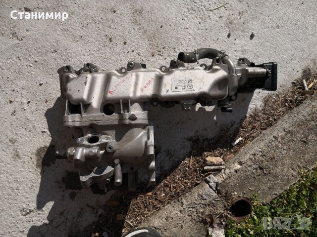  A640 090 1537, Всмукателен колектор  Мерцедес А169