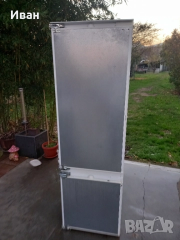 Хладилник с фризер Сименс 