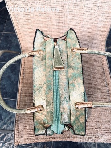 Красива удобна дамска  чанта FASHION , снимка 9 - Чанти - 42008276