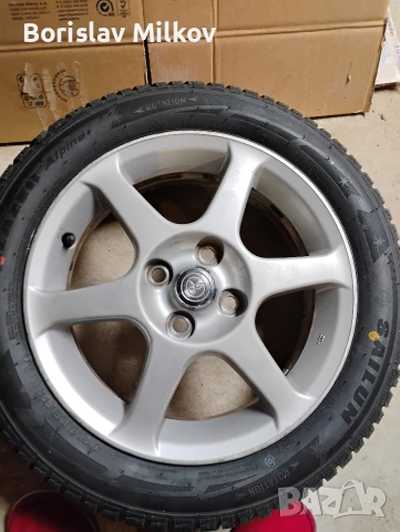 оригинални джанти на тойота спорт с нови гуми, снимка 4 - Гуми и джанти - 53481221