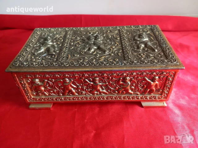 Стара БАРОКОВА Кутия ,Позлата , Херувими , Ангели