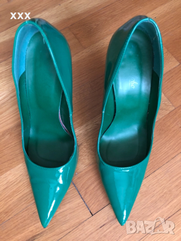 Зелени лачени обувки, снимка 5 - Дамски обувки на ток - 51869077