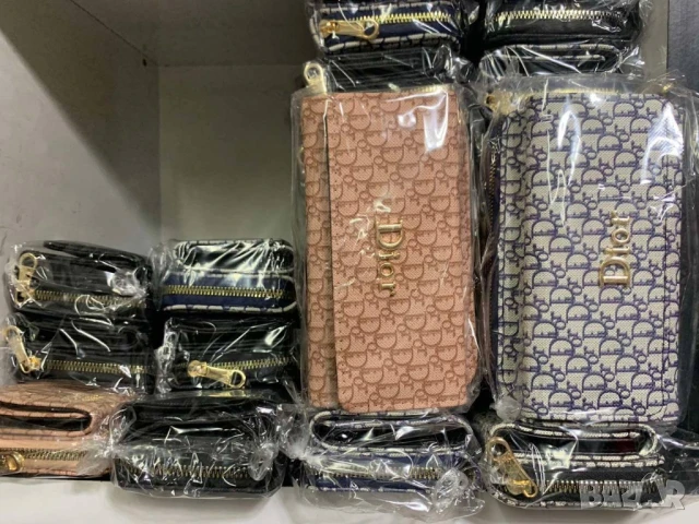 портмонета louis vuitton MCM guess gucci , снимка 2 - Портфейли, портмонета - 50999332