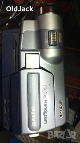 Продавам камера Sony