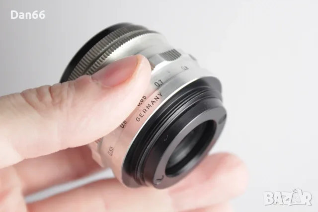 Carl Zeiss JENA T TESSAR 50mm f/2.8 M42 Mount - компактен обектив 12 ламела, снимка 5 - Обективи и филтри - 55980125