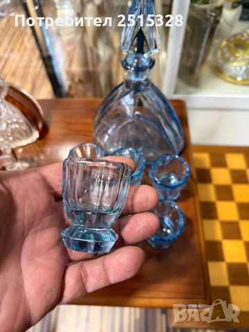 стара кристална синя гарафа с 6 чашки, снимка 2 - Колекции - 52689881