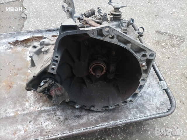 Скоростна кутия ръчна за Тойота Айго 1.0 бензин. 68 кс. 2009 год. 1KR. , снимка 9 - Части - 51662283