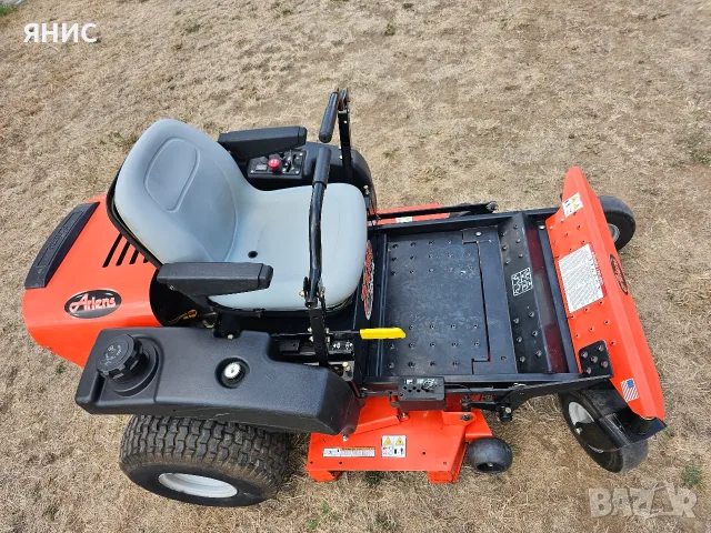 ТРАКТОРНА КОСАЧКА 18.КОНЯ BRIGGS&STRATTON/ НУЛЕВ ГРАДУС НА ЗАВИВАНЕ. КАТО НОВА , снимка 17 - Градинска техника - 56034485
