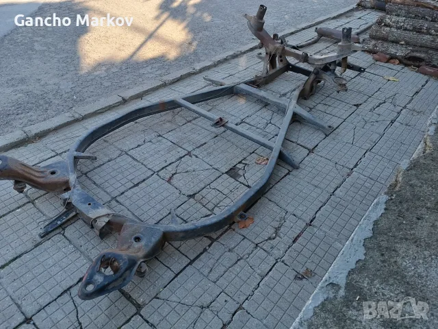 Щаси-Рама за Вартбург 353, снимка 4 - Части - 56066387