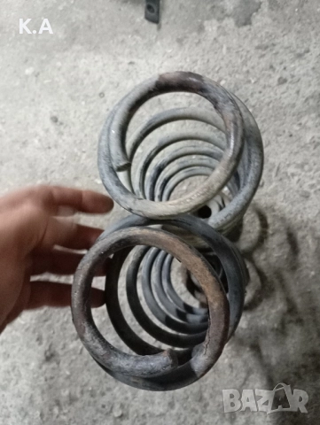 Задни пружини Seat Ibiza 6l, снимка 2 - Части - 51515319