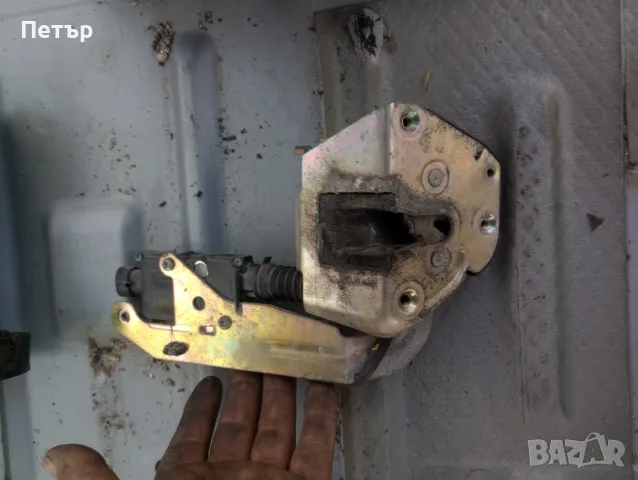 Задна дясна брава ситроен ц8 Пежо 807 ланчия федра , снимка 2 - Части - 50129595