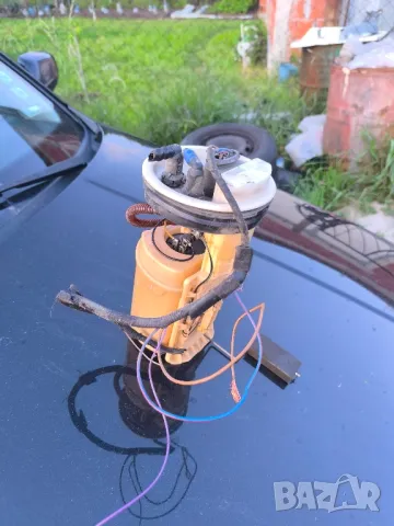 Бензинова помпа за Голф 4 1.6 , снимка 3 - Части - 50291827