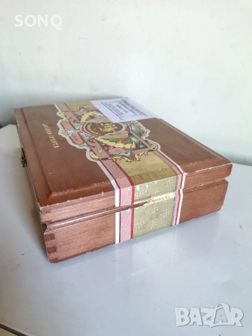 Много Рядка Колекционерска Кутия От Пури,Цигари, снимка 5 - Колекции - 53175118