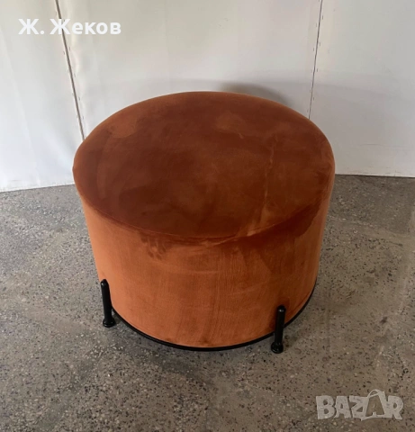 Табуретка, снимка 2 - Дивани и мека мебел - 53146918