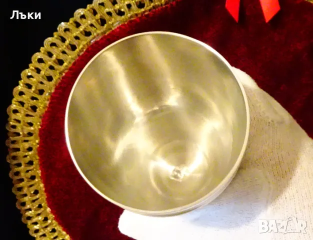  Бокал от калай с релефни картини Кръчма,Изба,Сватба. , снимка 2 - Антикварни и старинни предмети - 48175720