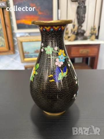 Бронзова китайска ваза с клуазон. №7934, снимка 5 - Антикварни и старинни предмети - 53794646