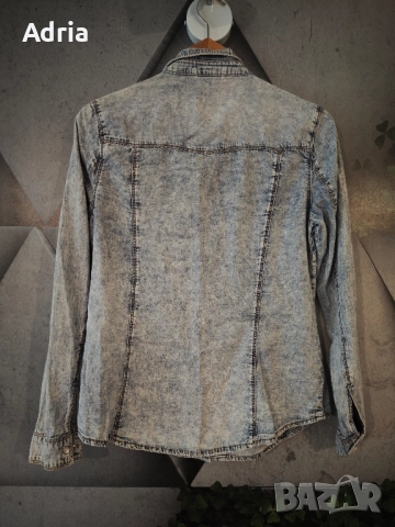Дънкова риза с камъчета/S, снимка 2 - Ризи - 52477063