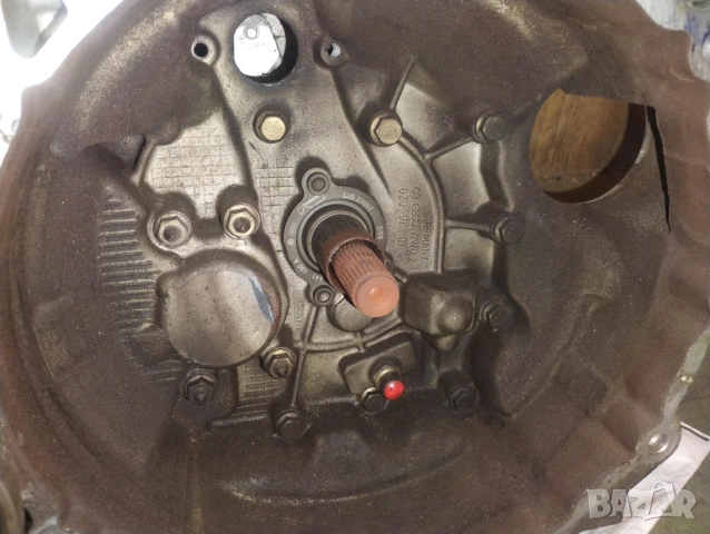 Ръчна скоростна кутия VW 1.9 TDI 90 и 110 кс 5 скорости 02J 301 107 C, снимка 4 - Части - 52110005