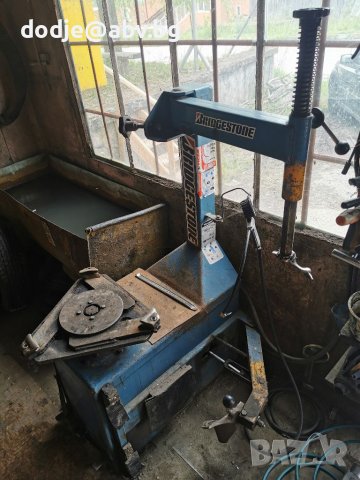 Машини за вулканизатор (баланс, монтаж и компресор), снимка 4 - Други машини и части - 41247395