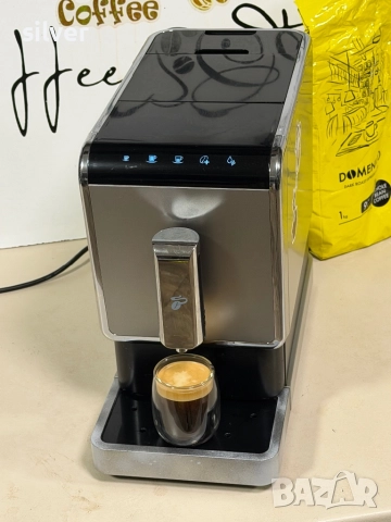 Кафемашина кафе автомат TCHİBO с гаранция, снимка 8 - Кафемашини - 52393436