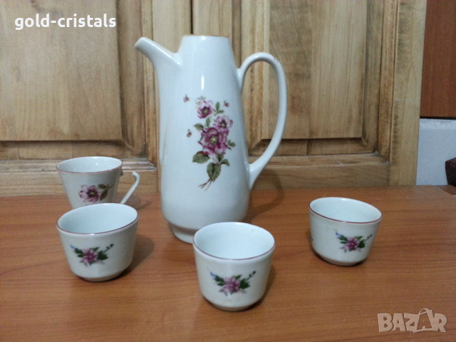 Стар български порцелан каничка с чашки, снимка 2 - Антикварни и старинни предмети - 36118895