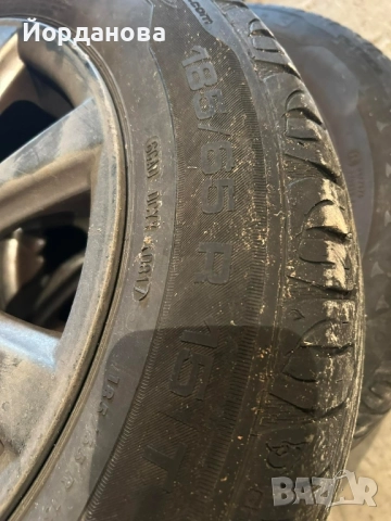 Продавам 2 комплекта гуми с джанти, снимка 4 - Аксесоари и консумативи - 51910827