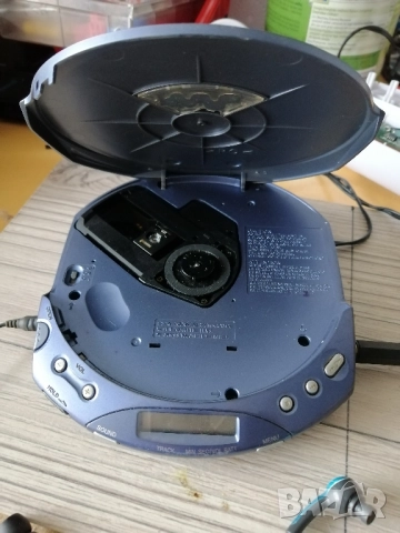 Дискмен SONY D-E220 CD Walkman, снимка 8 - Други - 52128402