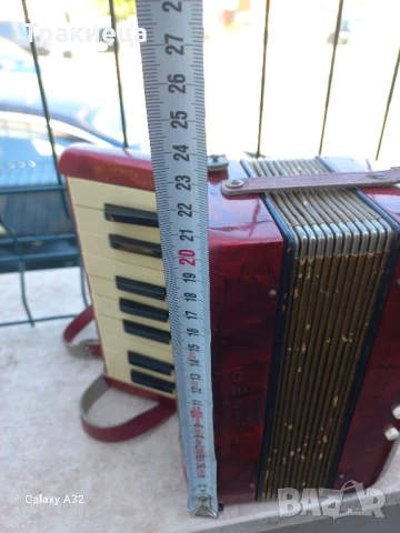 МАЛЪК АКОРДЕОН HOHNER , снимка 2 - Акордеони - 51082079