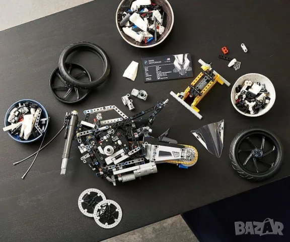 Lego 42130 BMW M 1000 RR , снимка 2 - Пъзели - 48312280