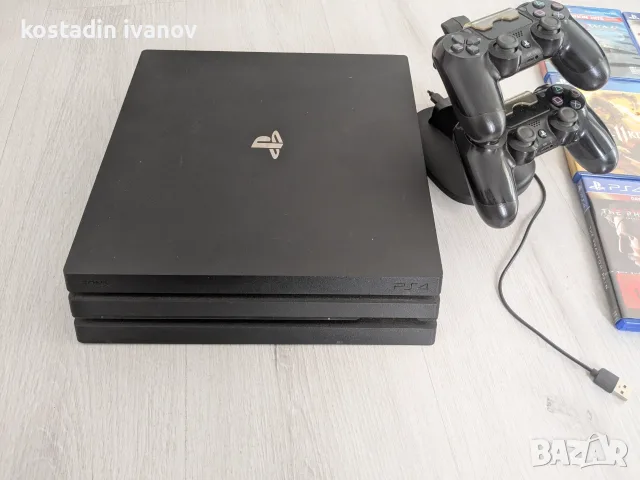 🎮 PS4 Pro 1TB + 2 оригинални DualShock 4 + 17 игри + стойка за зареждане
