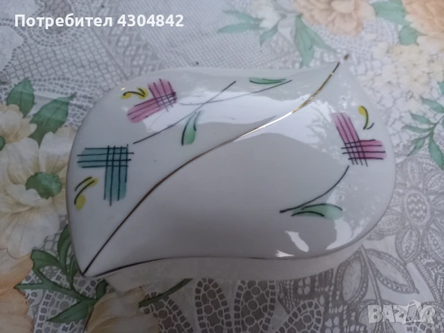 Порцеланова кутия , снимка 3 - Декорация за дома - 51387506