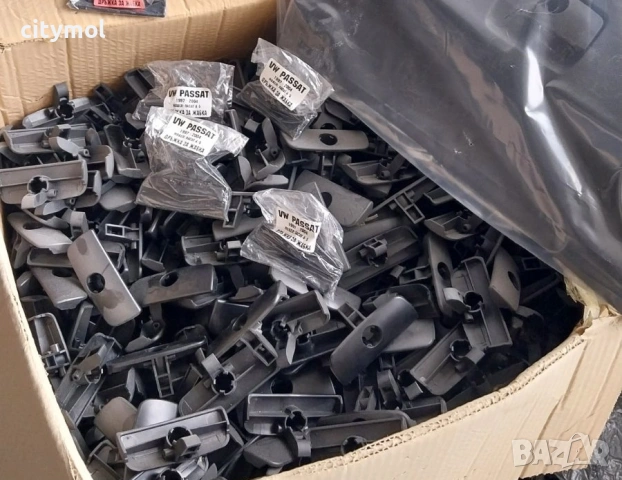 НА ЕДРО! Дръжка закопчалка брава за жабка VW Passat Пасат Б4, B5 и B5.5 1996-2004, снимка 3 - Аксесоари и консумативи - 53375122