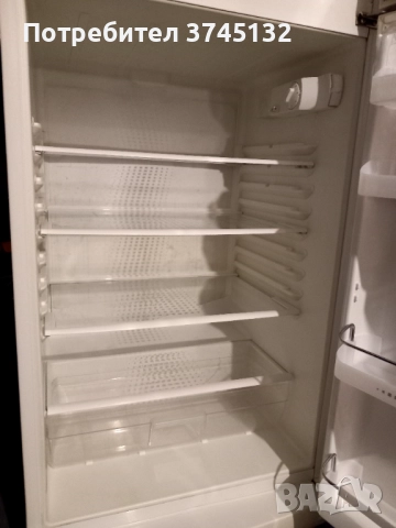 Хладилник с горна камера Gorenje , снимка 9 - Хладилници - 51536585