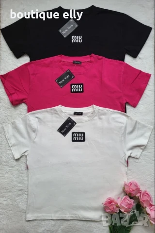кроп тениска miu циклама и черно