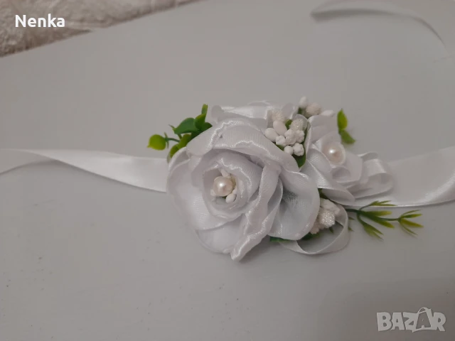 Сватбени Бутониери и гривни , снимка 9 - Сватбени аксесоари - 50913358