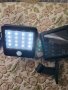 Соларен LED прожектор, снимка 1 - Соларни лампи - 40156895