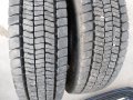 2бр.гумо задна шарка Goodyear 215 75 17.5 dot2313, снимка 1 - Гуми и джанти - 44327028