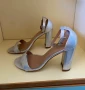Сребърни сандали с ток - 38 номер, снимка 1