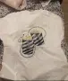 Тениска Guess-с етикет, снимка 2