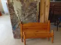 Единично легло масив с матрак, снимка 1
