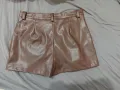 Дамски  къси кожени панталони , снимка 2