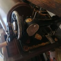 Стара ръчна шевна машина синигер , снимка 4 - Други ценни предмети - 39739213