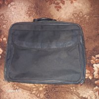Чанта за лаптоп 15.6, снимка 1 - Лаптоп аксесоари - 40980295