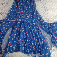 Страхотна синя дълга  рокля на цветя, снимка 4 - Рокли - 36124779
