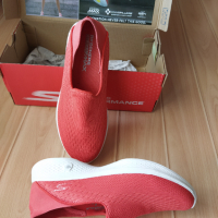 Skechers дамски спортни обувки, снимка 2 - Маратонки - 36347636