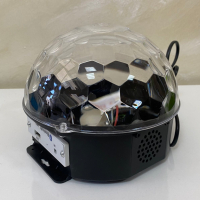 Диско проекторна топка с 6 светодиода RGB, звуков сензор.Дистанционно,MP3,Bluetooth, снимка 1 - Други - 36513446