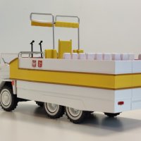 Star 660 Papamobile 1974 Папамобил - мащаб 1:72 на DeAgostini моделът е нов в блистер, снимка 3 - Колекции - 40187735