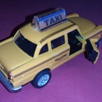 New York City Classic Taxi Cab - Мащаб 1:36, снимка 5 - Колекции - 39890252