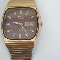 Мъжки кварцов часовник SEIKO SQ 7123-5010 DAY/DATE, снимка 5 - Антикварни и старинни предмети - 41905260