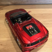 Метална количка Hot Wheels Ferrari 360 Spider 1/24 Dropstars Custom , снимка 10 - Колекции - 36154338